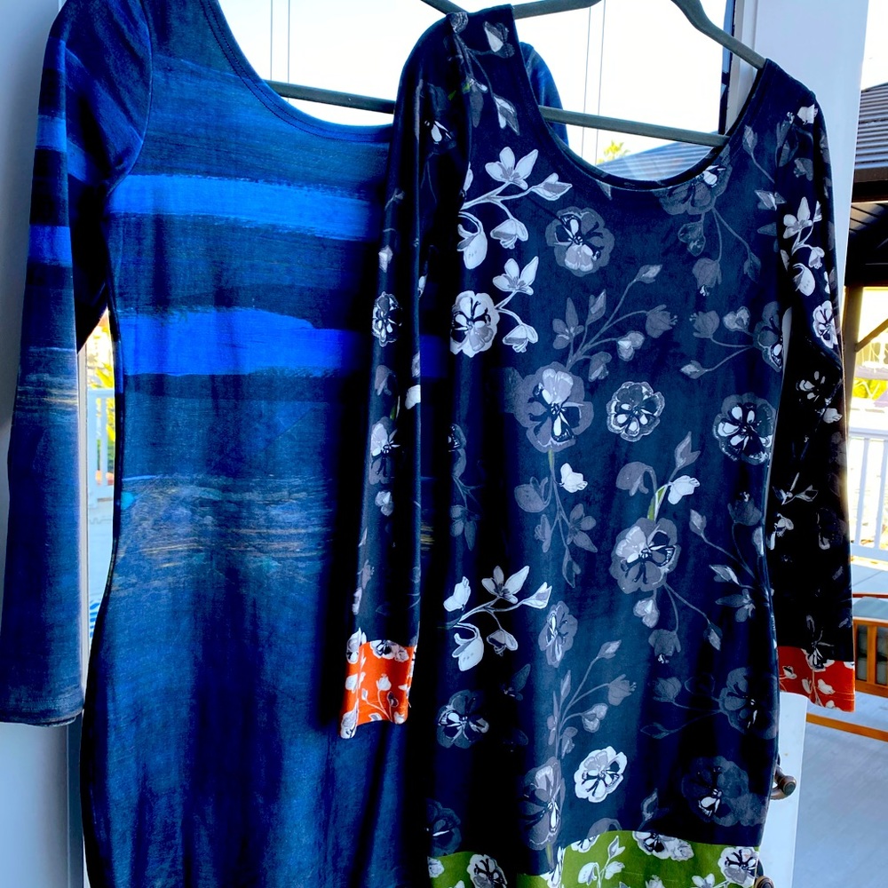 (2) Joan Davis Design long sleeve dresses